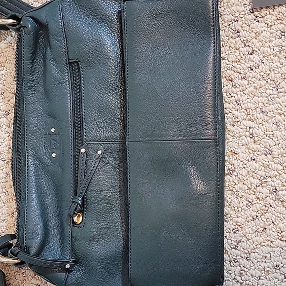 Stone Mountain Silver Spring - Picture 4 of 7